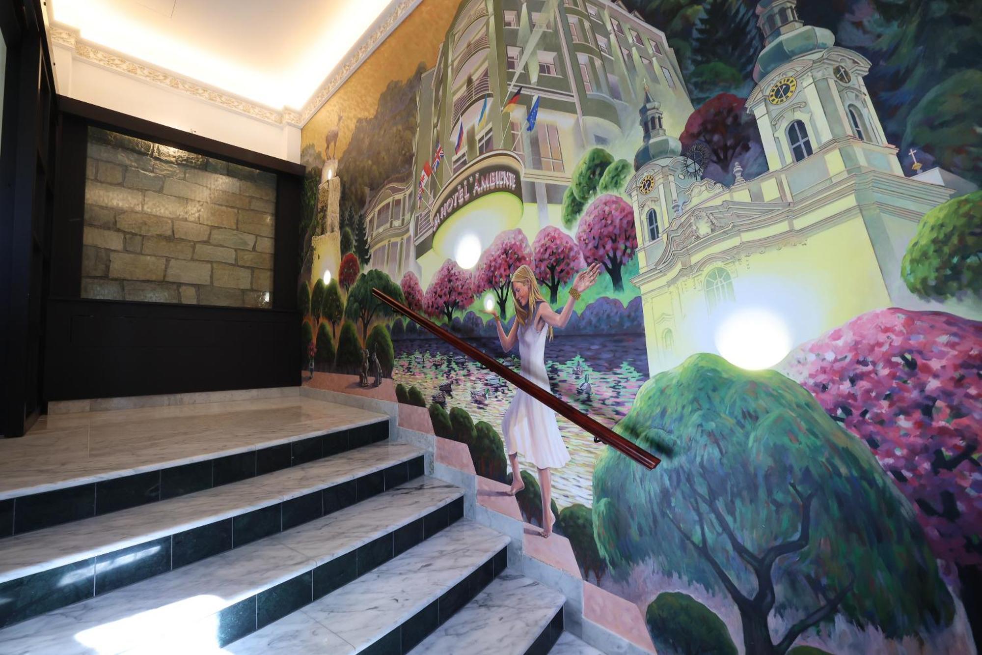 Boutique Hotel Ambiente ****+ كارلوفي فاري المظهر الخارجي الصورة