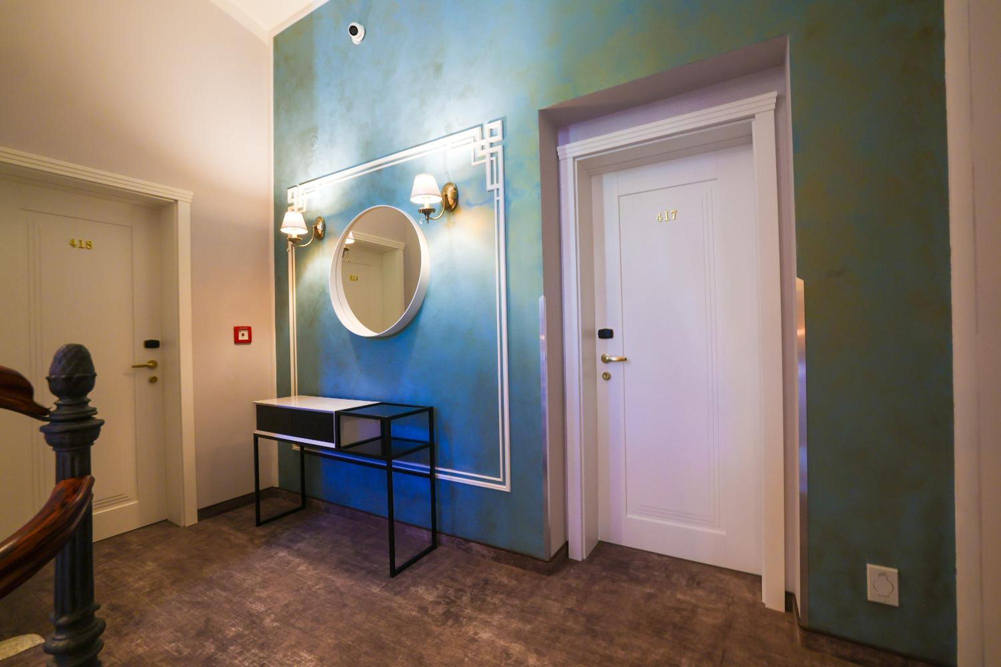 Boutique Hotel Ambiente ****+ كارلوفي فاري المظهر الخارجي الصورة